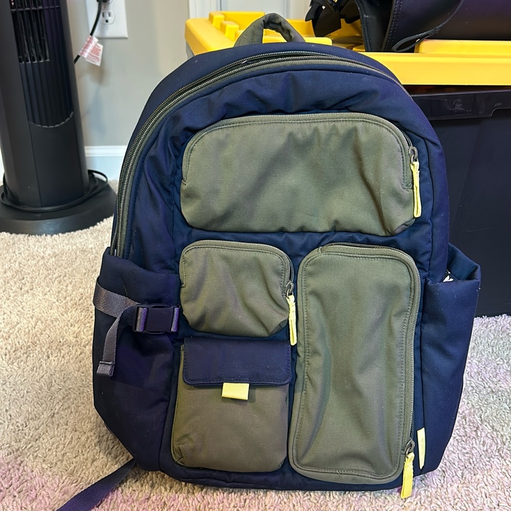 Navy blue Vera Bradley backpack